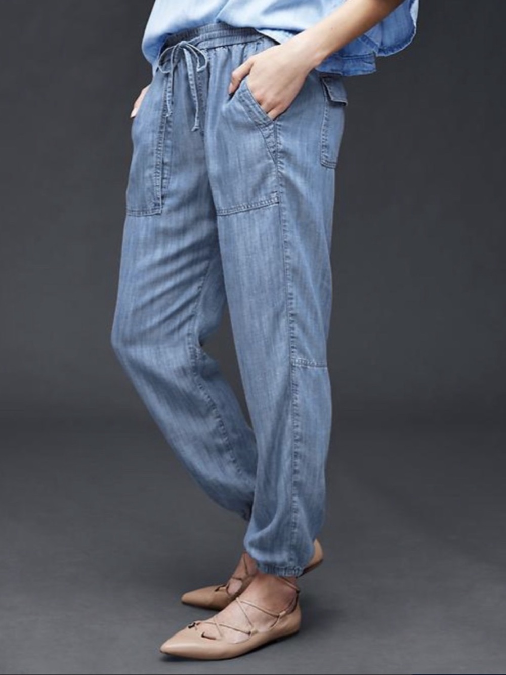 Gap 1969 Pull-On Cotton Tencel Lyocell Blend Utility Relaxed Jogger Pants in Blu